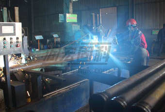 The wear resistant pipe production equipment