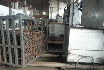 Production equipment of casting pipe clamp