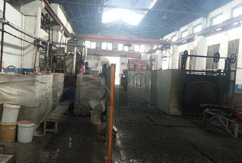 Production equipment of casting pipe clamp